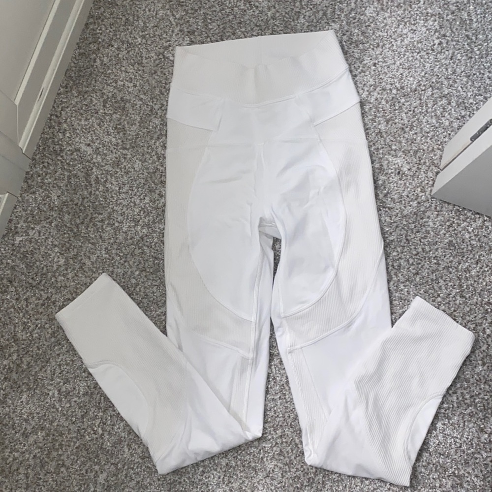 White Lululemon Leggings